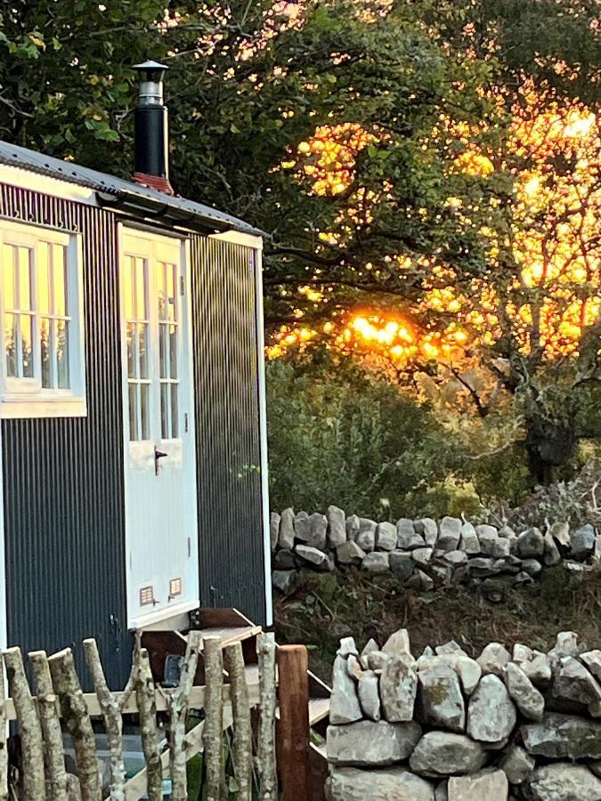 The Hazel Hut Villa Westport Exterior photo